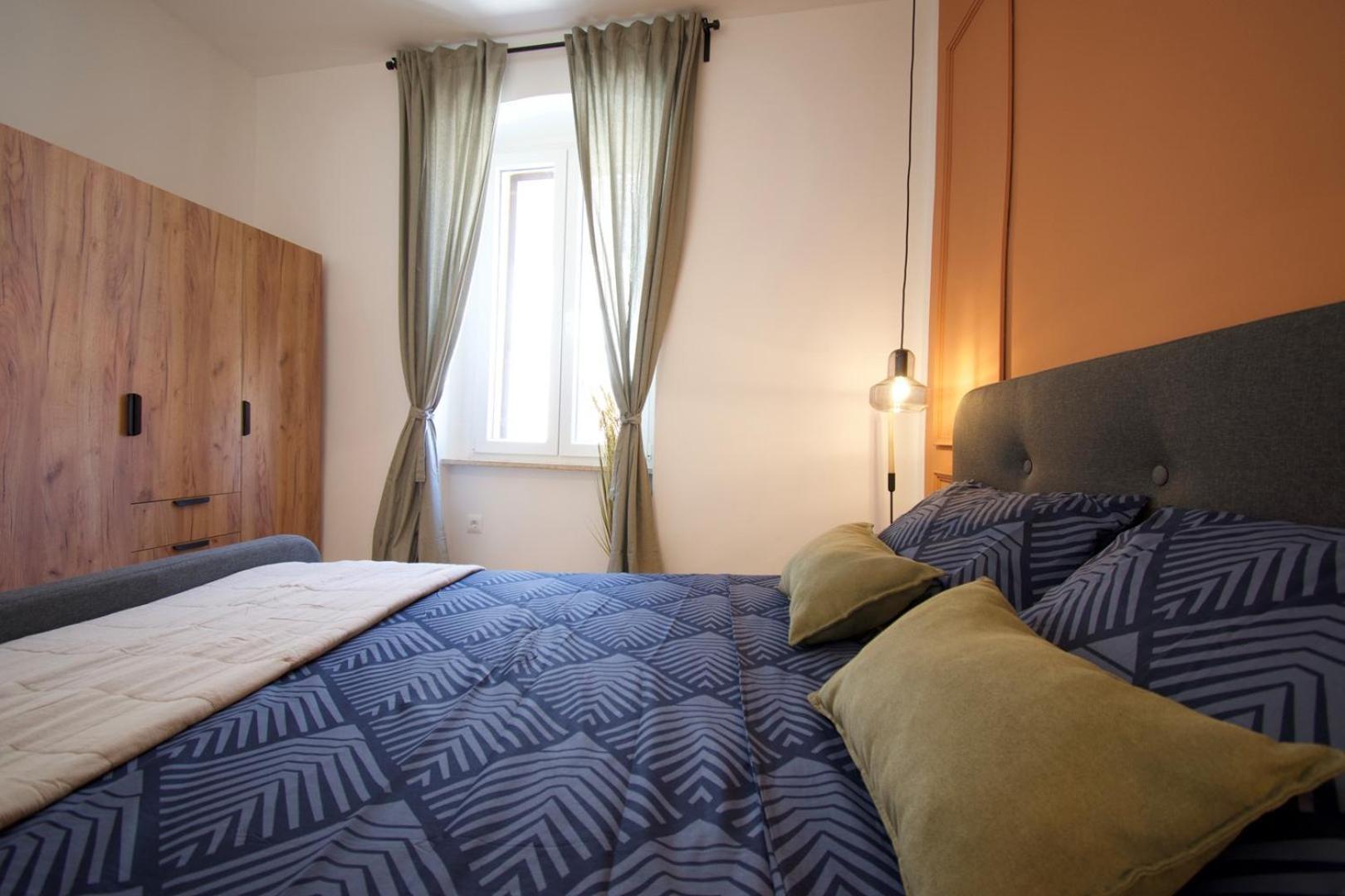 Apartament 150m From Arena Colosseum *